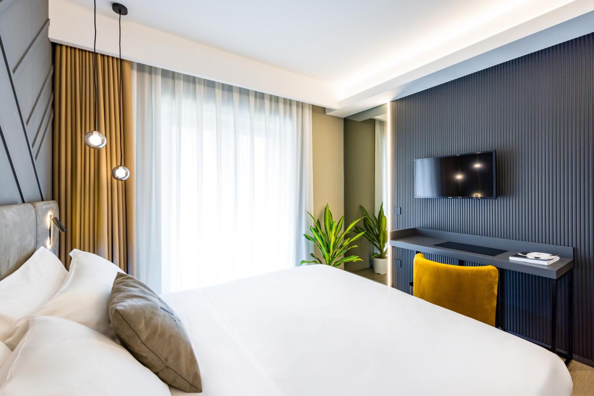 נאפולי Mh Suites Plebiscito מראה חיצוני תמונה